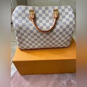 Louise Vuitton speedy 30